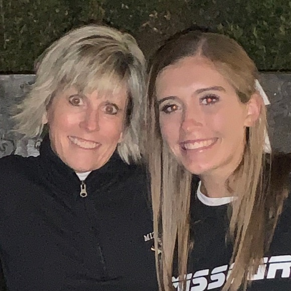 Meet your Posher, Michelle - Picture 1 of 1